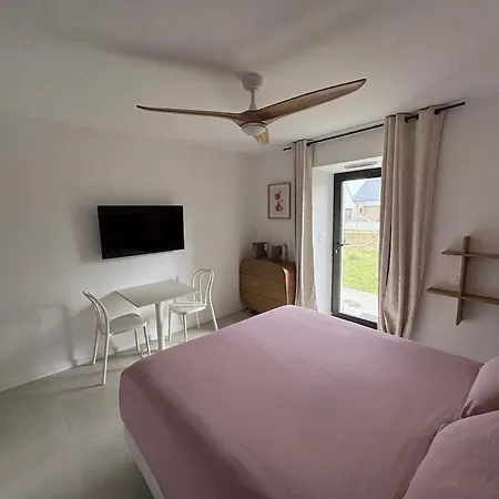 D'hotes Camelia 3*
